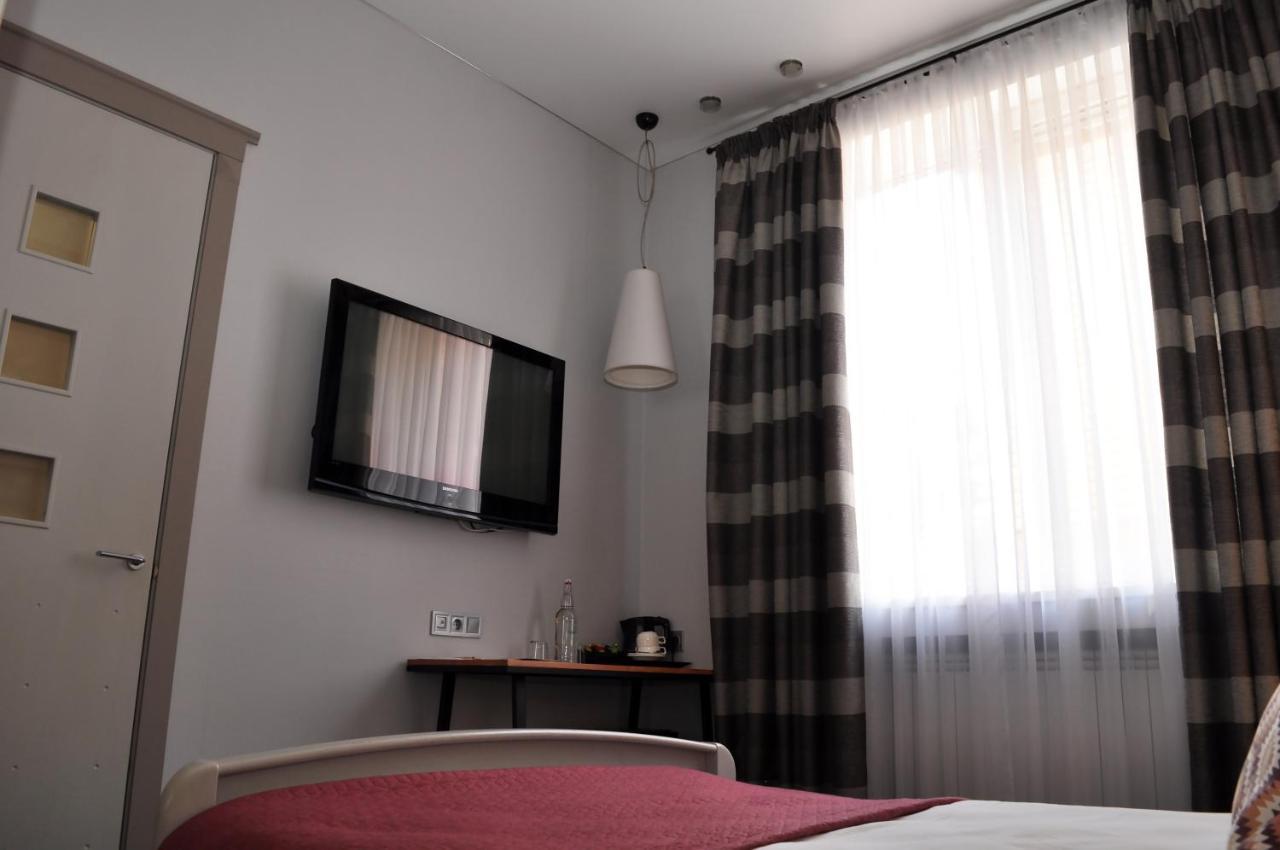 Villa Four Rooms Kharkiv Exterior photo